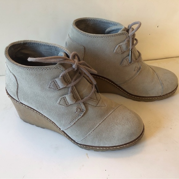TOMS Shoes - TOMS Gray Suede Size 5 Women’s Wedge Heel Bootie-Send your offer! 🍁